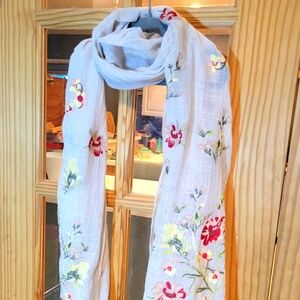 J Jill Ivory Scarf Gauzy Pebble Embroidered Floral Embroidery Garden Scarf
